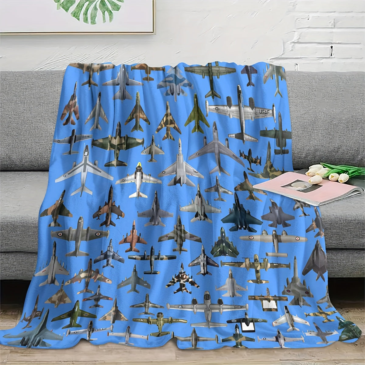 Fleece Throw Blanket with Military Jet Aircraft Pattern Hypoallergenic Stain-Resistant