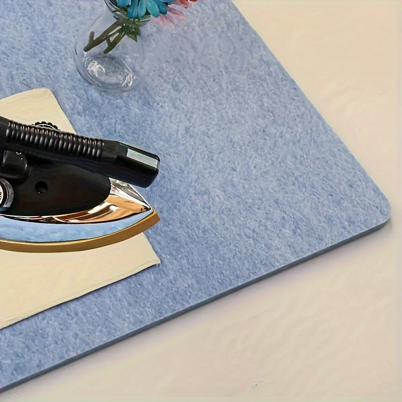 Issiqqa chidamli feltli temir bilan yuvish uchun yopishqoq bo'lmagan bug taxtasi