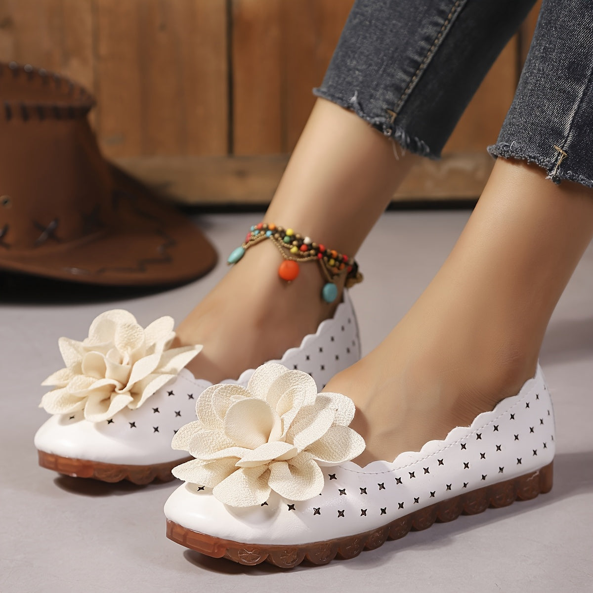 Women Slip-On Loafers Synthetic Floral Embellishments Casual Office Flats