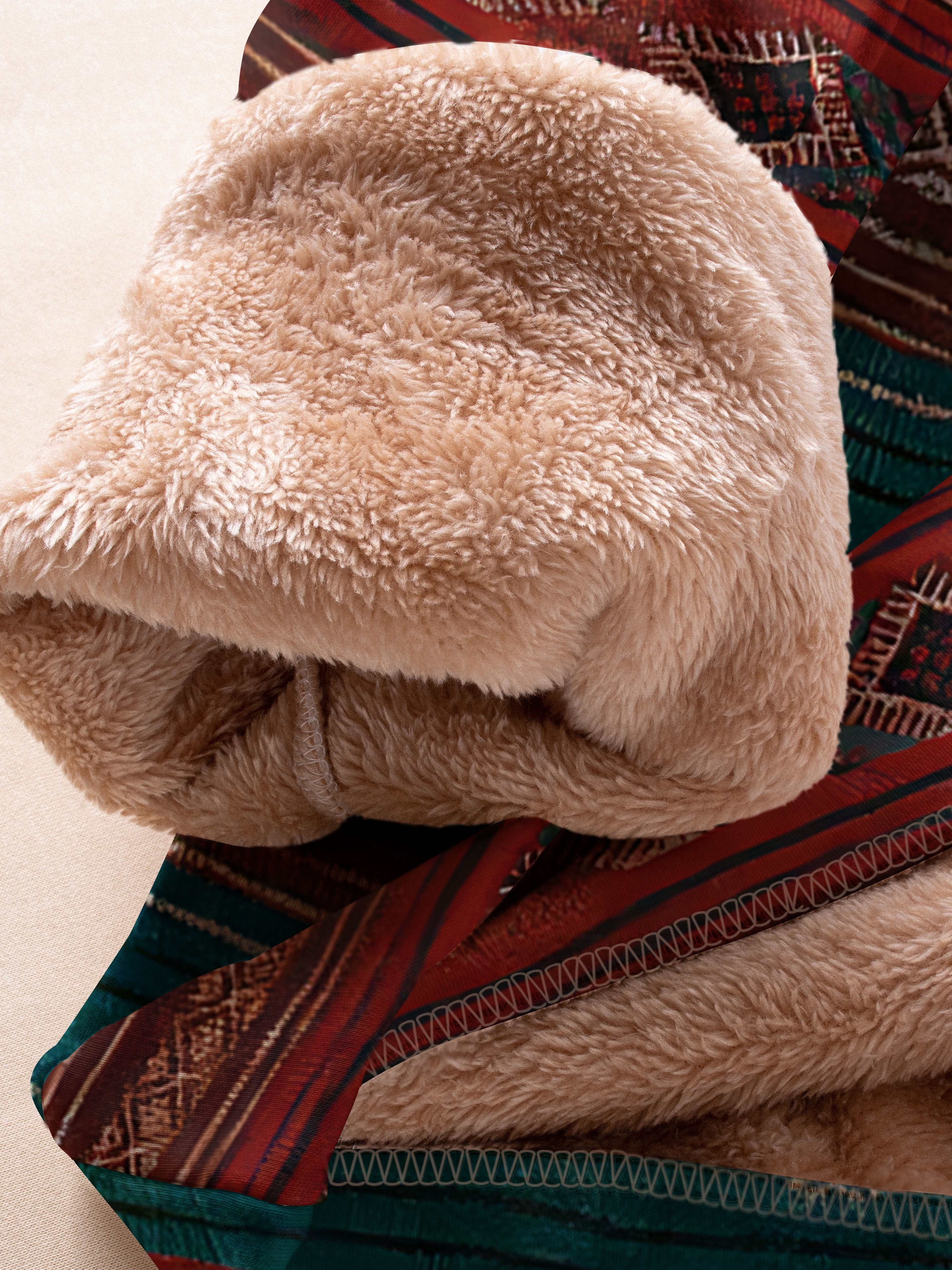 Plus Size Winter Hoodie Fleece-Lined Ethnic Print Long Sleeve Sweatshirt for Women