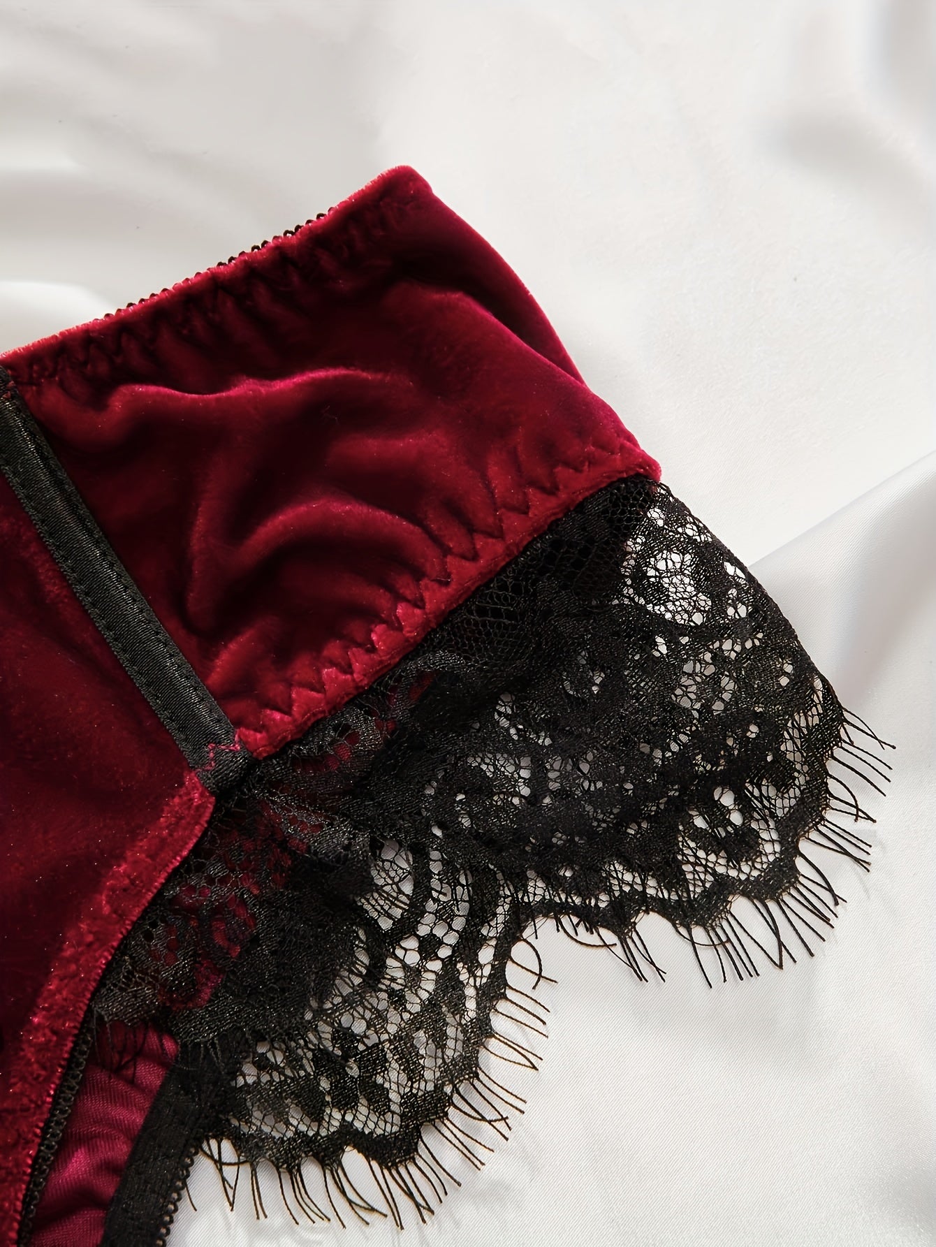 Women's Lingerie Set with Thin Shoulder Straps Bra and Panty Sexy Clothing