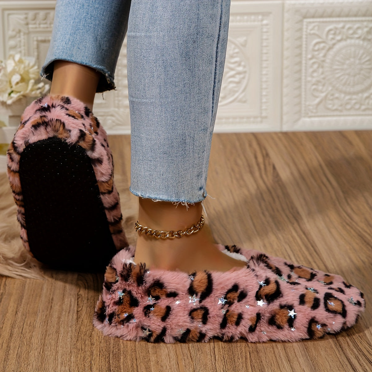 Women's Plush Fleece Slip-On Indoor House Shoes Leopard Print Non-Slip Cold Floor Cozy Warm