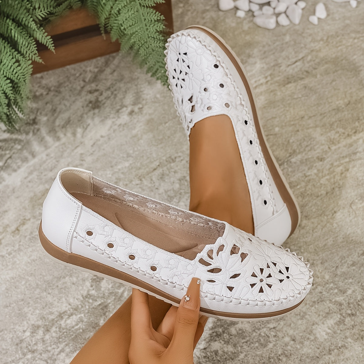 Women's Slip-On Ballet Flats Breathable Floral Cushioned All-Season Wide