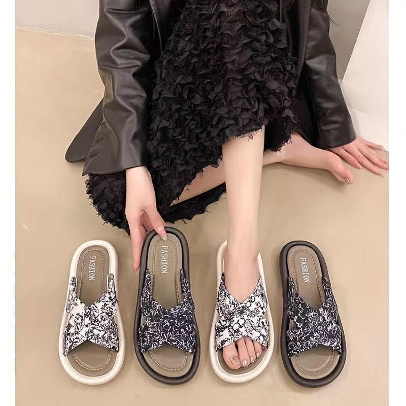 Ayollar uchun gullar bilan bosilgan slip-on sandallar qora va oq, barcha mavsumlar uchun EVA