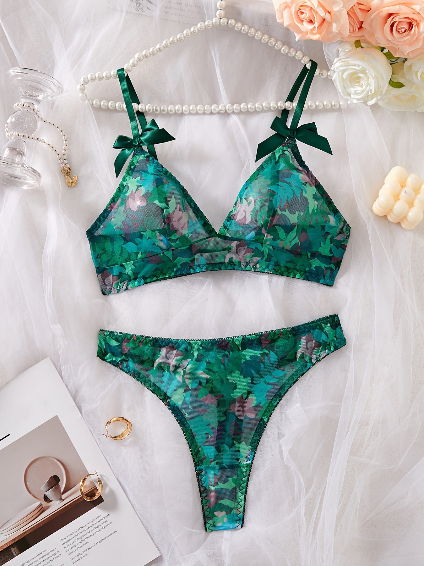 Ayollar uchun ichki kiyim to'plami