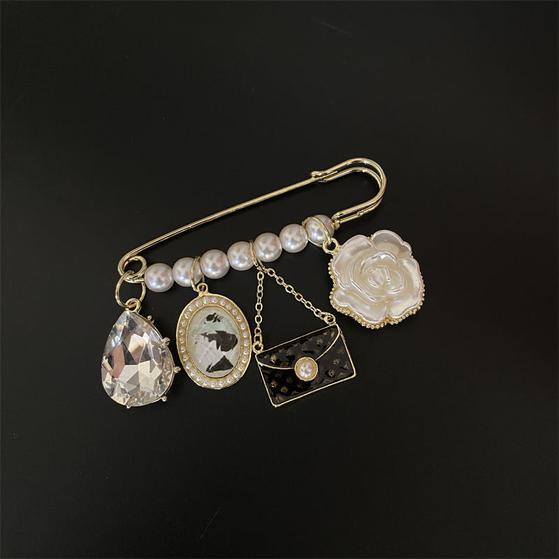 Crystal Flower Brooch Pin with Rhinestone Pendant for Women Weddings Parties