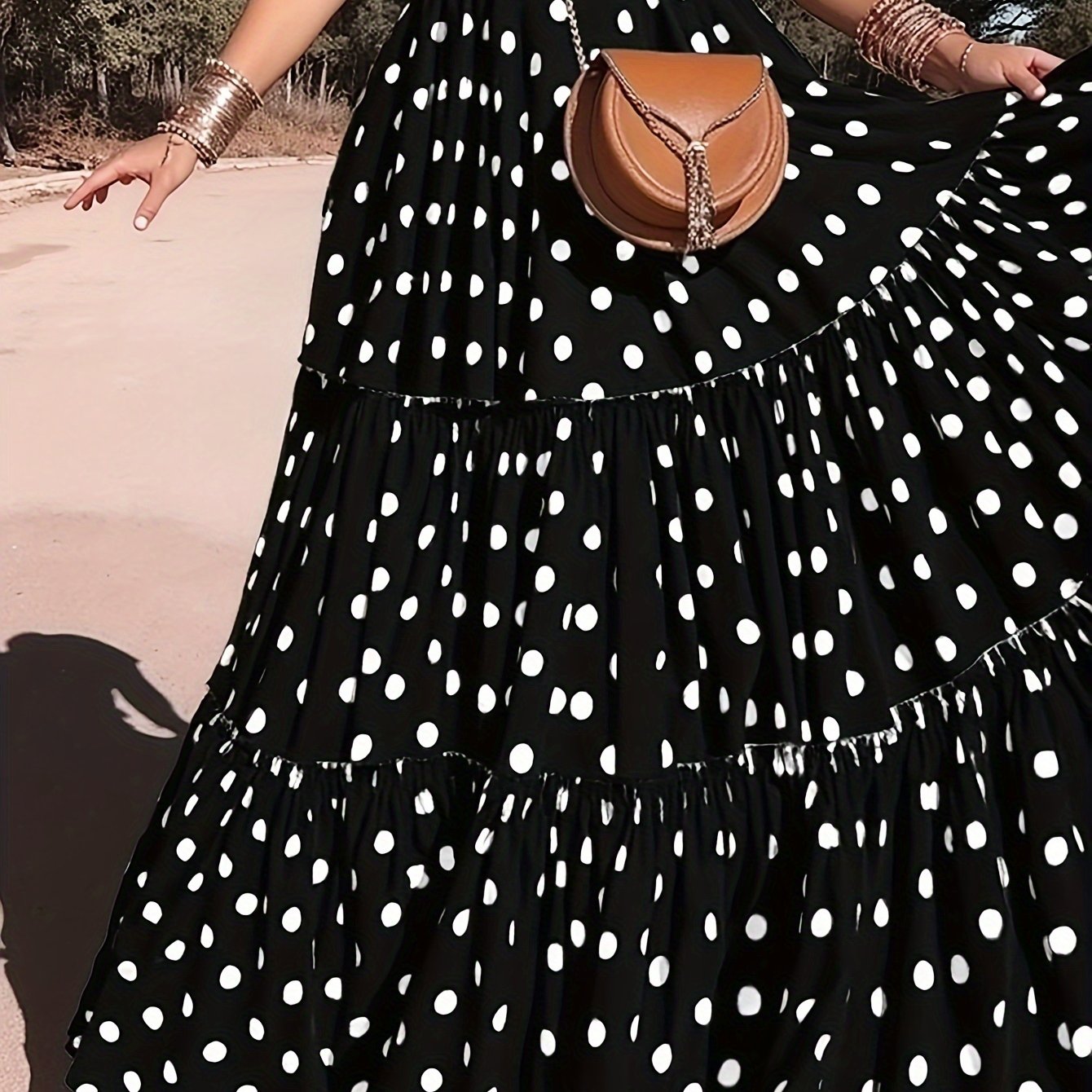 Falda larga de lunares en tallas grandes para mujer, en poliéster no elástico, casual, para primavera, verano y otoño