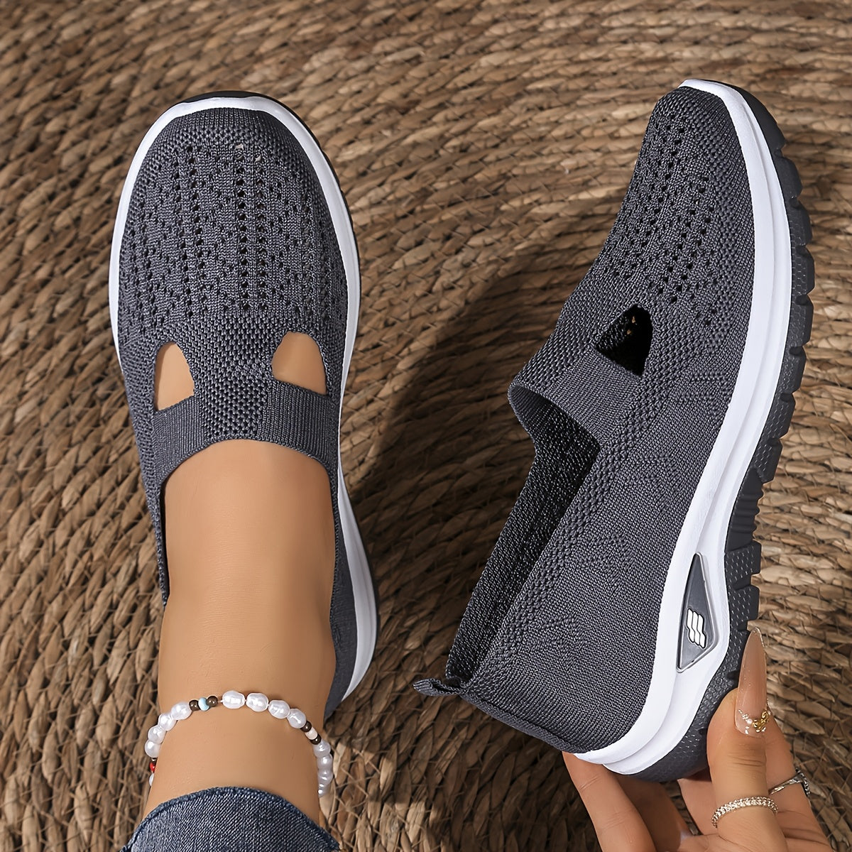 Women's Slip-On Casual Sneakers Breathable Mesh Soft Cushioned Insole