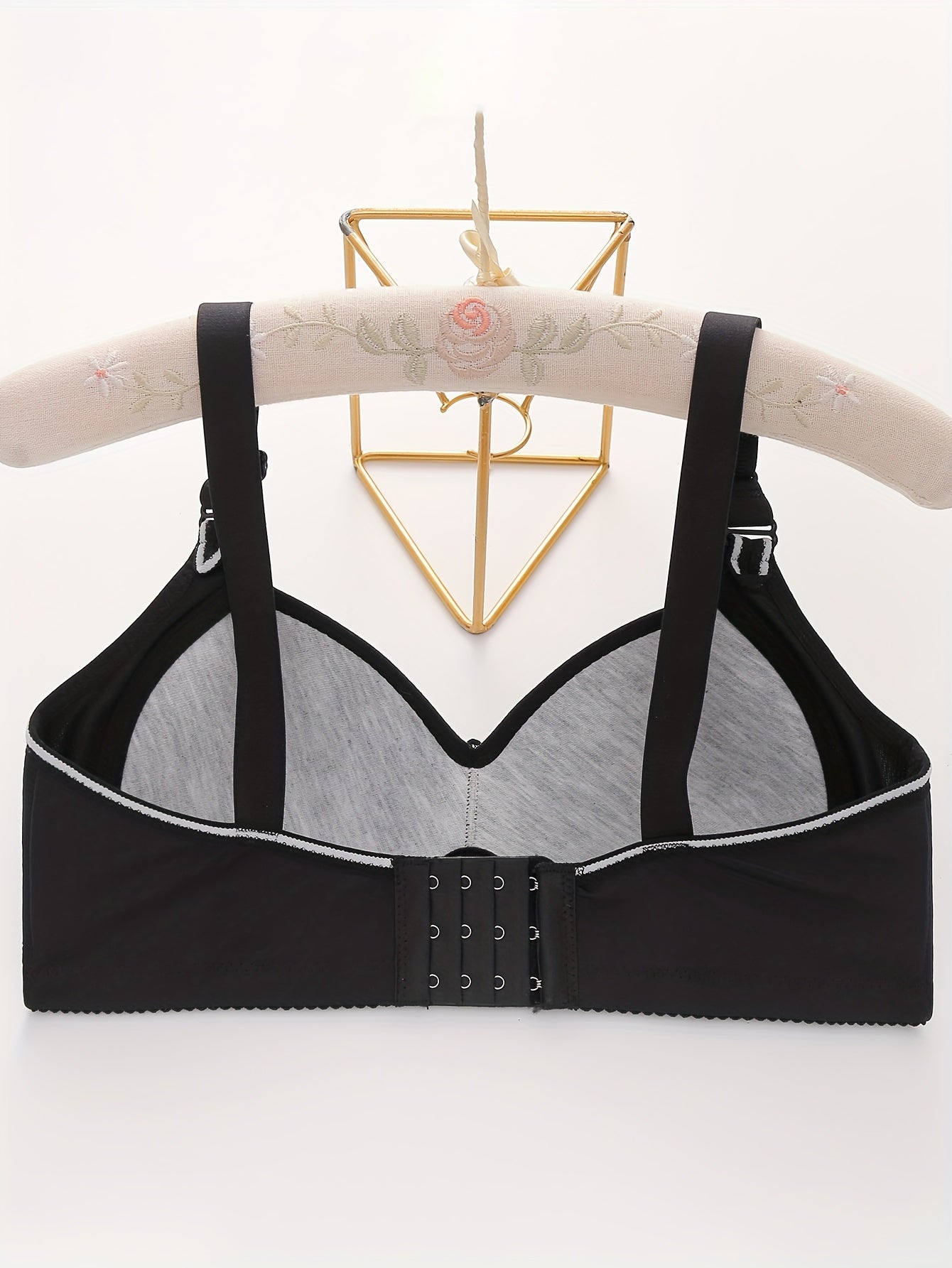 Women's Floral Appliqué Wireless Full Cover Bra Set with Padded Cups