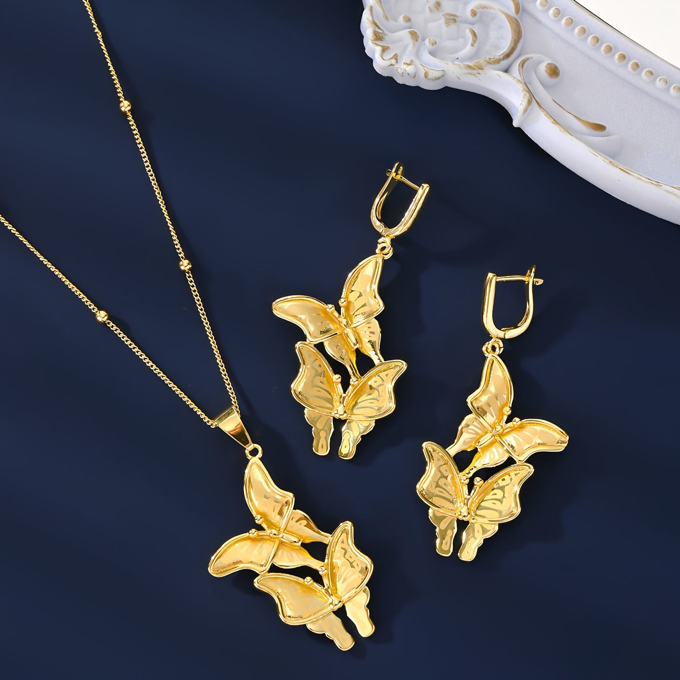 Vintage Kelebek zargarlik to'plami 18K oltin qoplangan mis taqinchoq, quloq taqinchoq, bilaguzuk, uzuk, ayollar uchun sovg'a