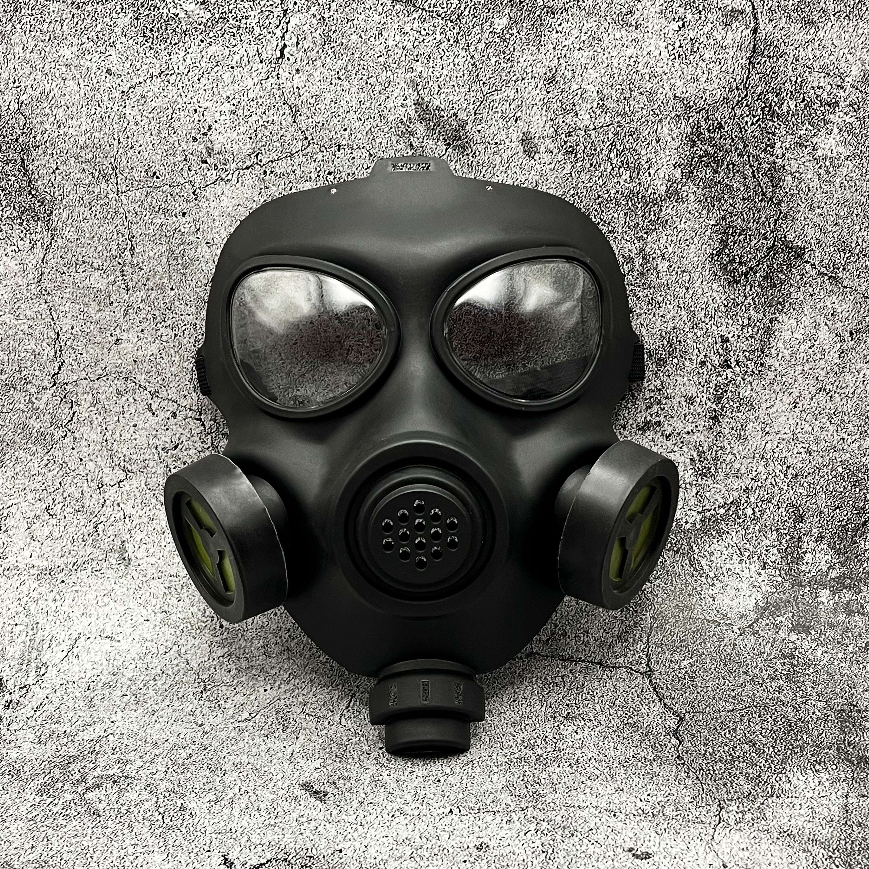 Military-Style Spooky Gas Mask Halloween Costume Mask PP Material No Batteries