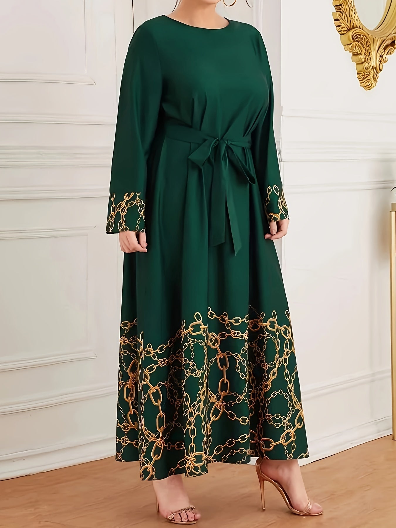 Zanjir naqshli, A-siluetli, uzun yengli, bel bog'ichli, uslubiy ko'ylak - mashinada yuvish mumkin, barcha fasllar uchun mos.