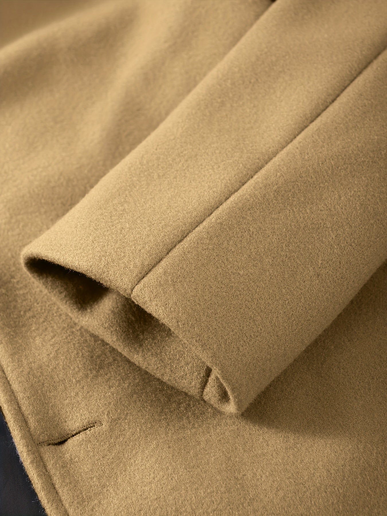 Yangi erkaklar uchun sun'iy mo'yna palto, kuz va qish uchun, oddiy va zamonaviy shamol o'tkazmaydigan.