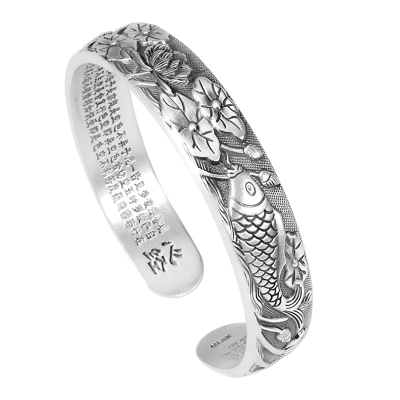 Bayram sovg'asi sifatida, bu S999 kumush bilaguzuk lotus baliq yurak naqshiga ega.