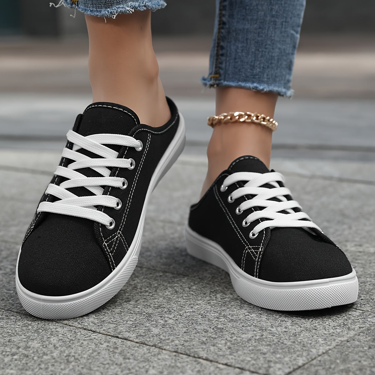 Ayollar uchun slip-on kundalik poyabzal nafas oladigan mato, sirpanmaydigan taglik, qora, oq, pushti