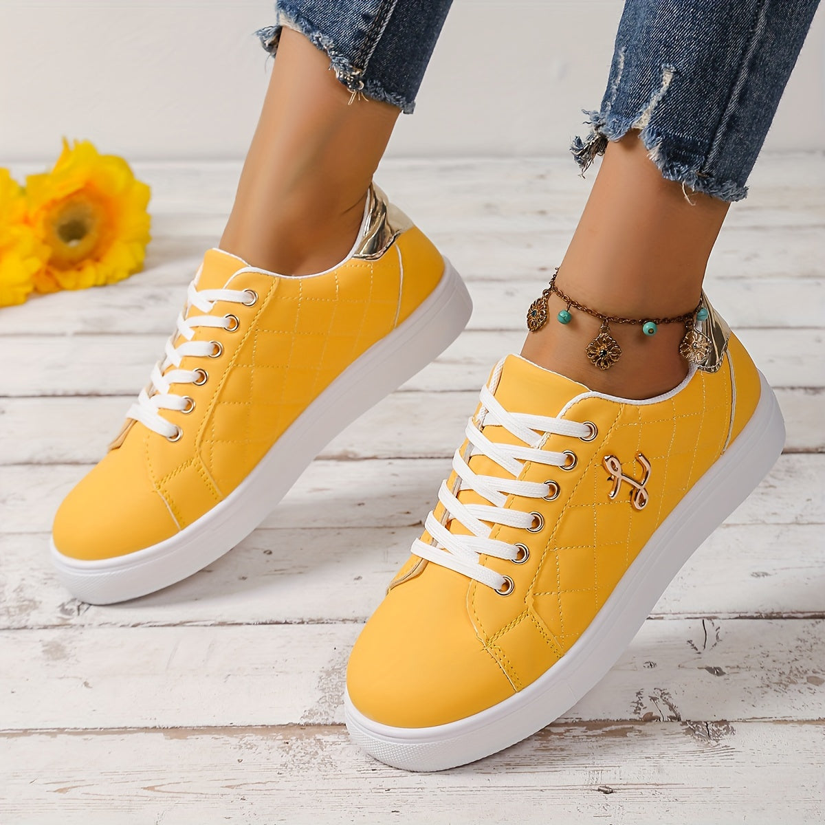 Women's White Lace-Up Sneakers Casual Low Tops Durable Rubber Sole