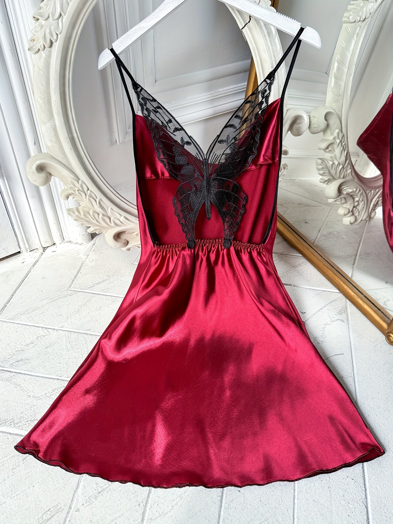 Women's V-Neck Butterfly Back Nightdress with Floral Print Polyester Slip