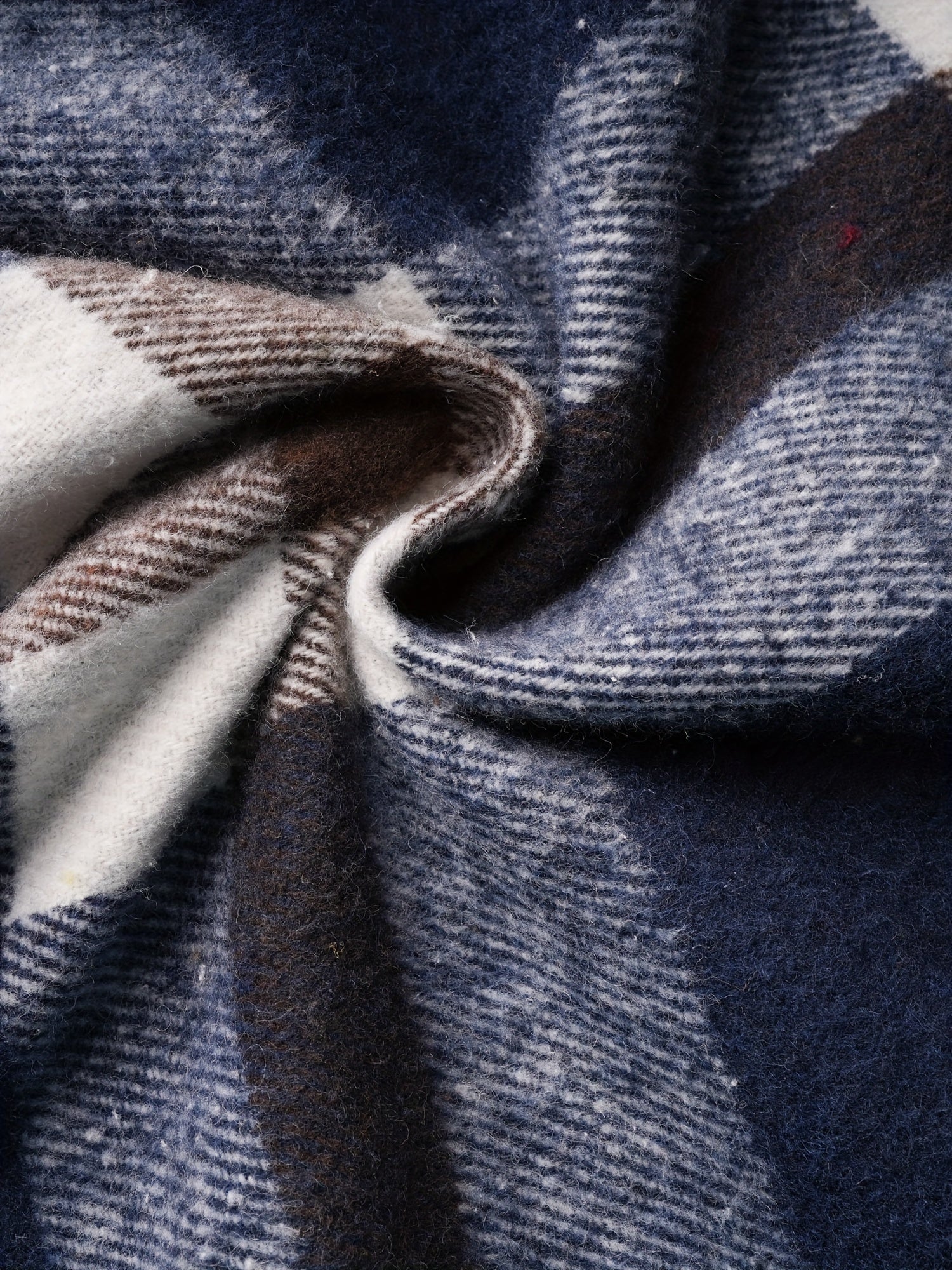 Блузка для женщин больших размеров в повседневном стиле с клетчатым принтом коричневого и белого цветов, с длинными рукавами, на пуговицах, для всех сезонов