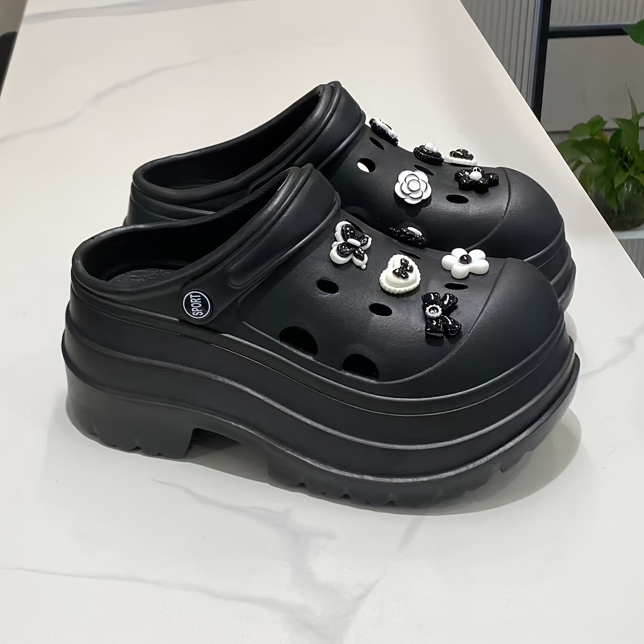 Women's Summer Fashionable Slip-On Shoes Black and White Floral Accessories