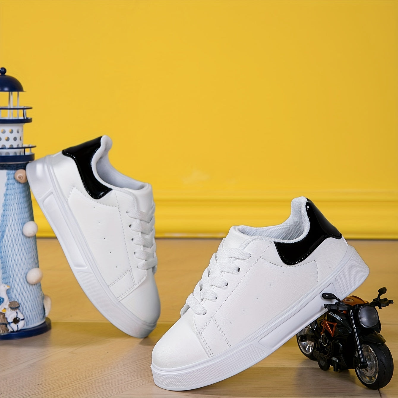 Boys All-Season Lace-Up Sneakers Breathable Non-Slip Casual Running Shoes