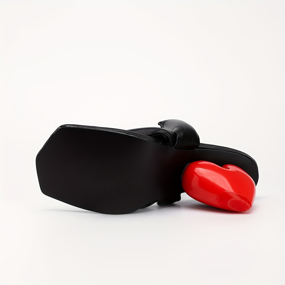 Ayollar uchun yurak shaklidagi ochiq barmoqli yuqori qadamli ayakkabilar sun'iy materialdan, yozgi, keng poyabzal