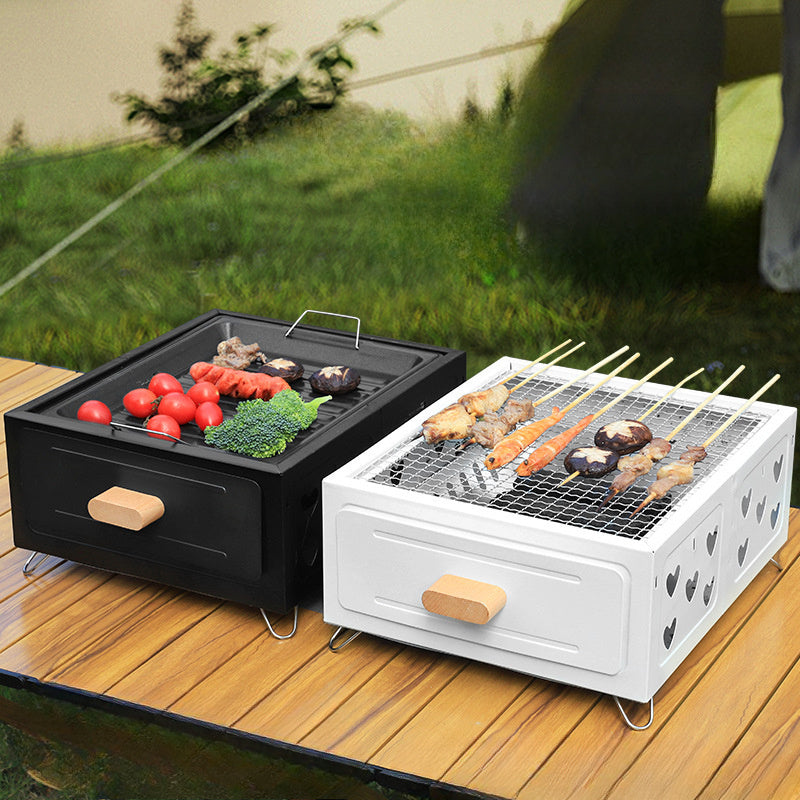Portativ kvadrat BBQ grill, yopishmaydigan qoplama bilan - Kamping, uy va ochiq havoda pishirish uchun ko‘p maqsadli ko‘mir pechasi. Stainless steel konstruktsiya, choy qaynatish va go‘sht grill qilish uchun ideal.