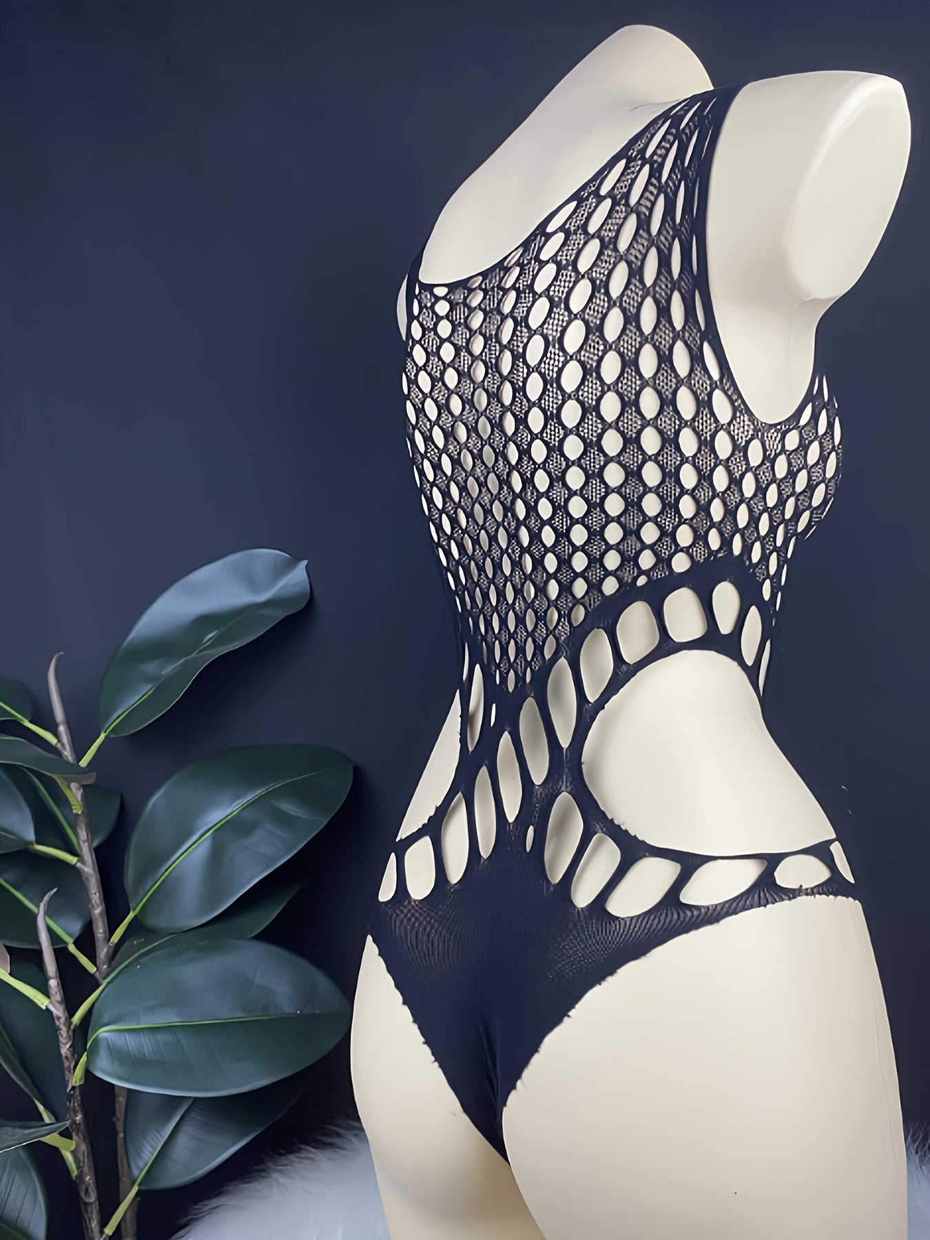 Jozibali transchegaraviy sug'urta ko'cha formasi uchun koreys uslubidagi tanaga mos keladigan kiyim.