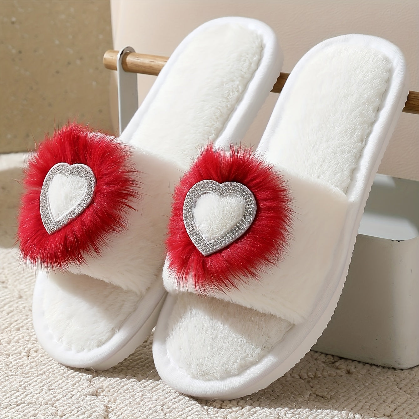 Glam Rhinestone Heart Slippers Indoor Plush Slip-Ons EVA Sole Winter Solid Color Fabric