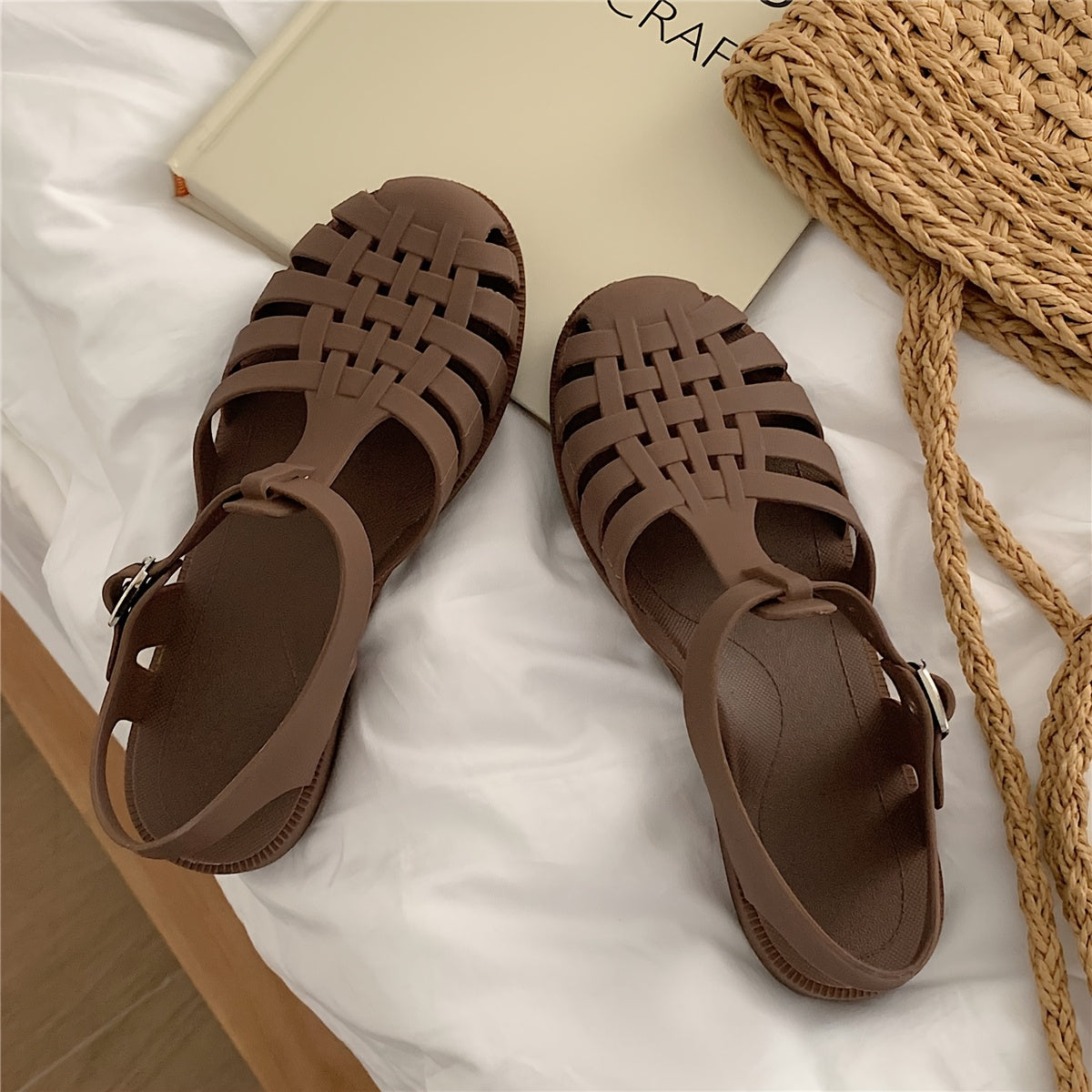 Women Hollow-Out Woven Flat Sandals Summer Casual Breathable PVC