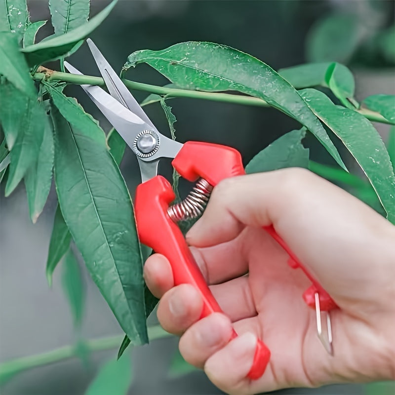 Stainless Steel Garden Shears for Effortless Cutting Classic Style No Battery Required