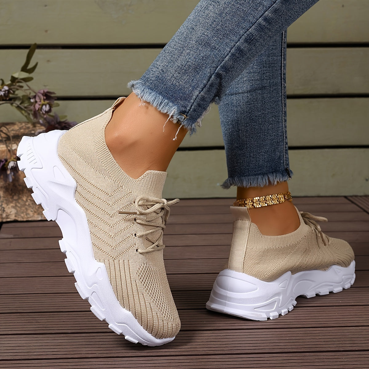 Women's Solid Color Breathable Mesh Sneakers Casual Walking Shoes