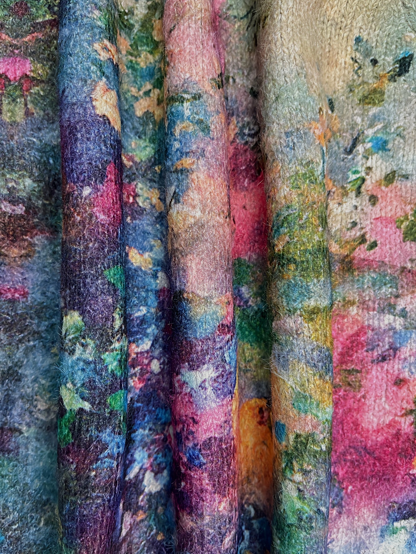 Plus Size Women's V-Neck Cardigan Long Sleeve Abstract Print Sweater