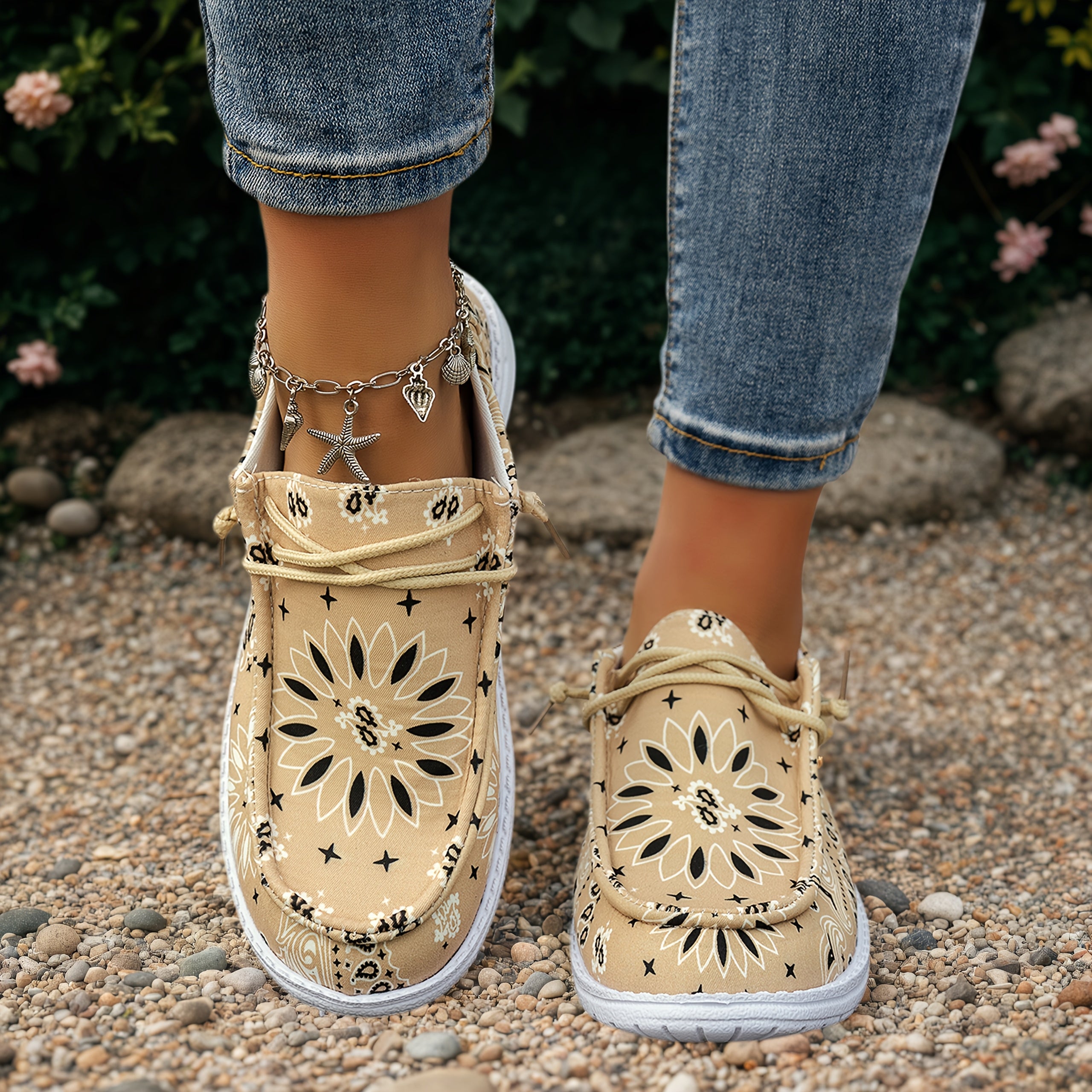 Women's Slip-On Loafers with Geometric Floral Pattern Casual Shoes Black Blue Yellow Sizes 36-43