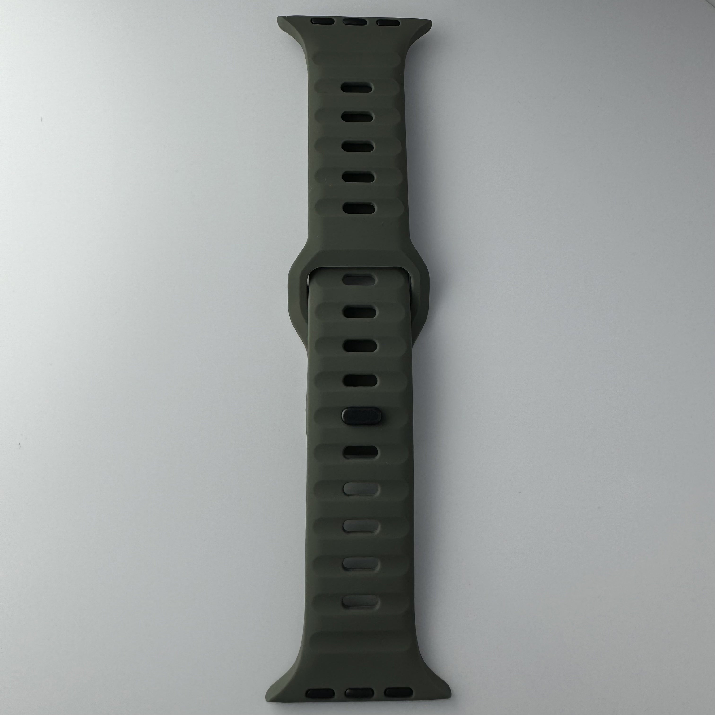 Silicone Sport Bands for Apple Watch Compatible with Series 38mm 40mm 41mm 42mm 44mm 45mm 49mm