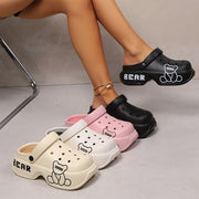 Women's Cartoon Bear EVA Clogs Comfortable Lightweight Non-Slip Beach Sandals