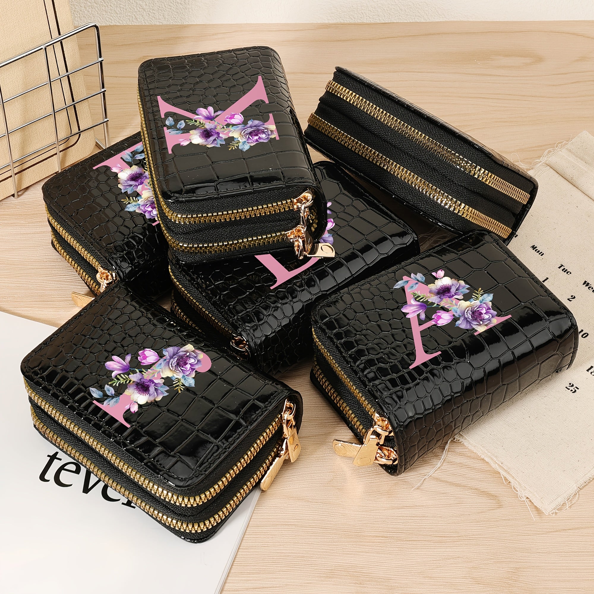 Стильный женский кошелек с крокодиловым узором и дизайном "P", сумка с двойной молнией черного, белого и розового цветов. Модная монетница для путешествий и повседневного использования, школьный аксессуар с текстурой.