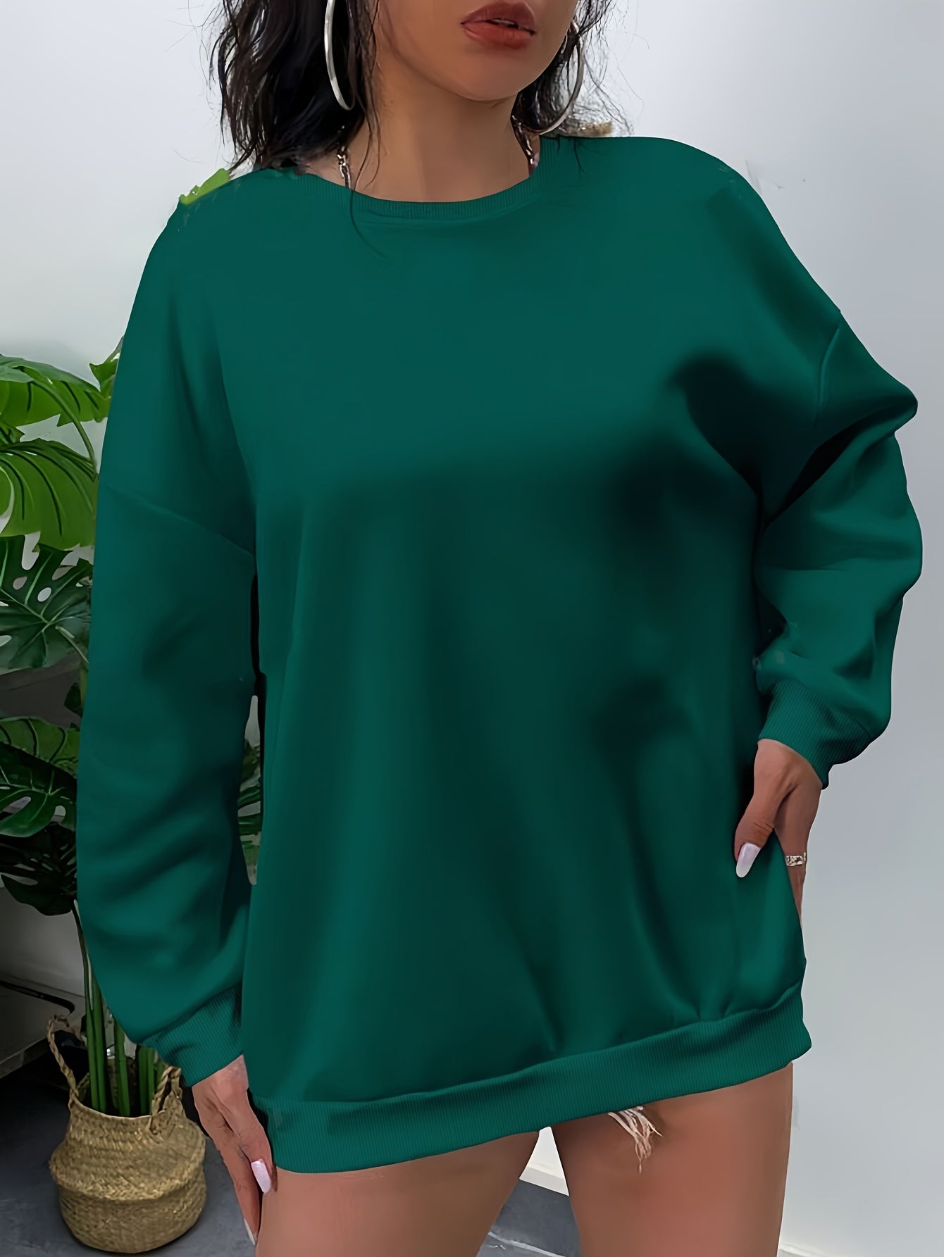 Plus Size Solid Sweatshirt Women’s Casual Long Sleeve Crew Neck Pullover