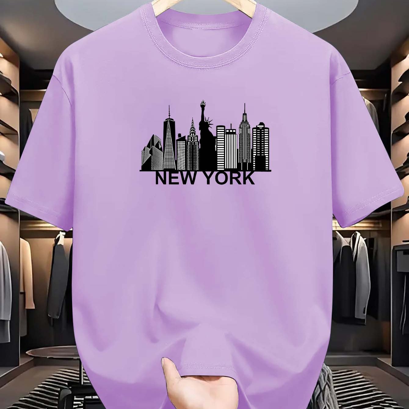 Camiseta gráfica de manga corta con cuello redondo para hombre en azul claro con skyline de NYC, verano casual, poliéster