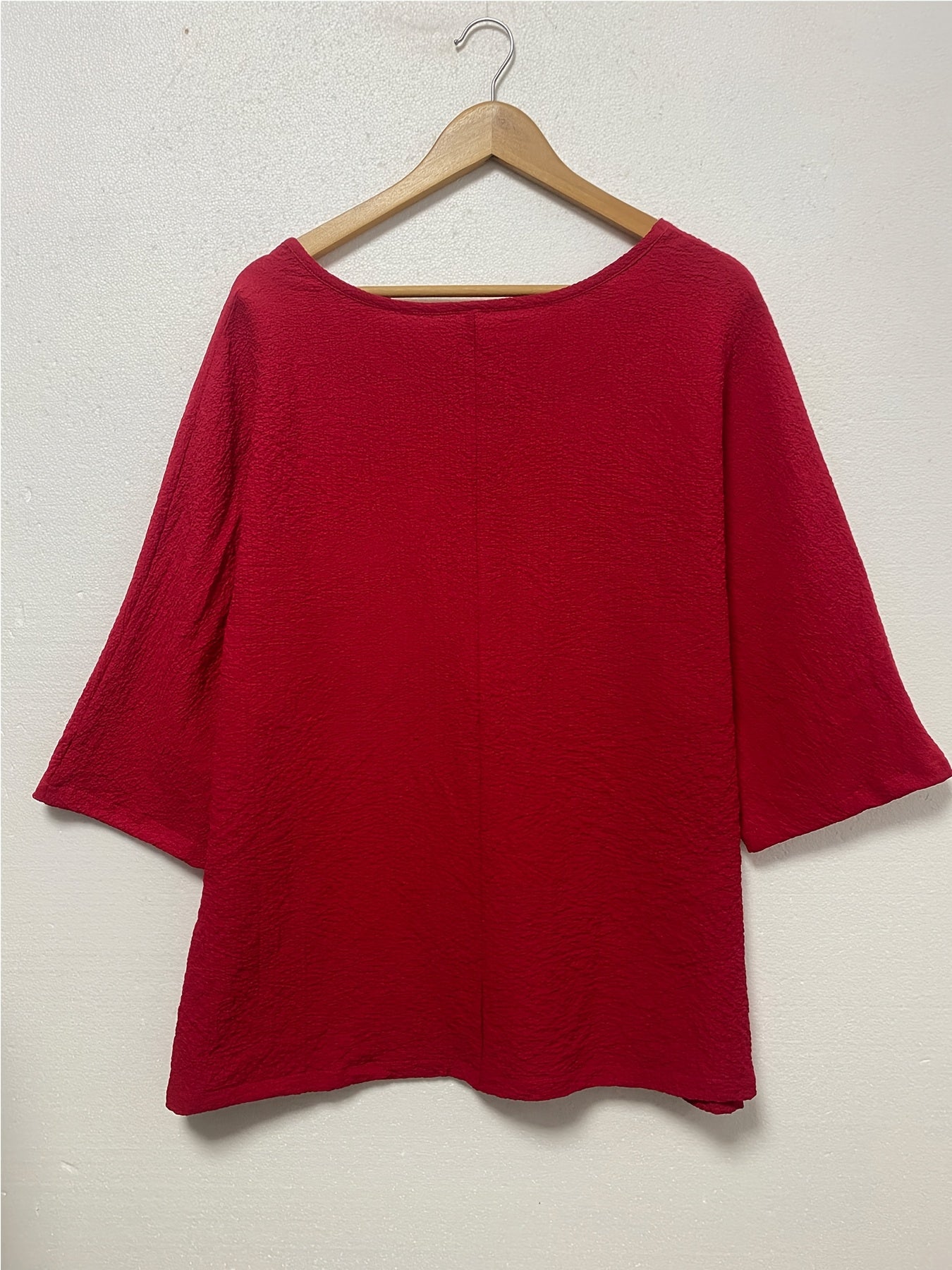 Plus o'lcham ayollar bluzasi, yengil, bir rangli, uzun yengli, bo'lakli ko'ylak