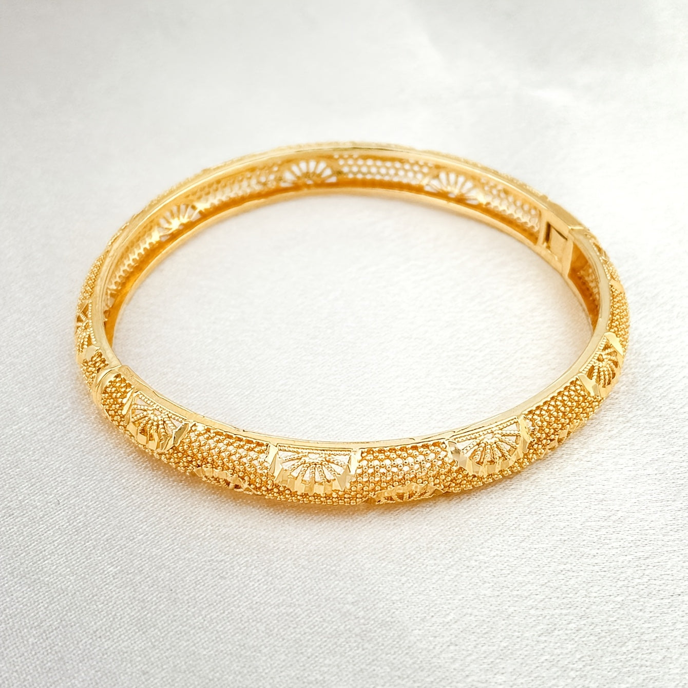 Golden Plated Copper Bangle Set for Women Hollow Circular Stylish Jewelry for Wedding and Daily Wear