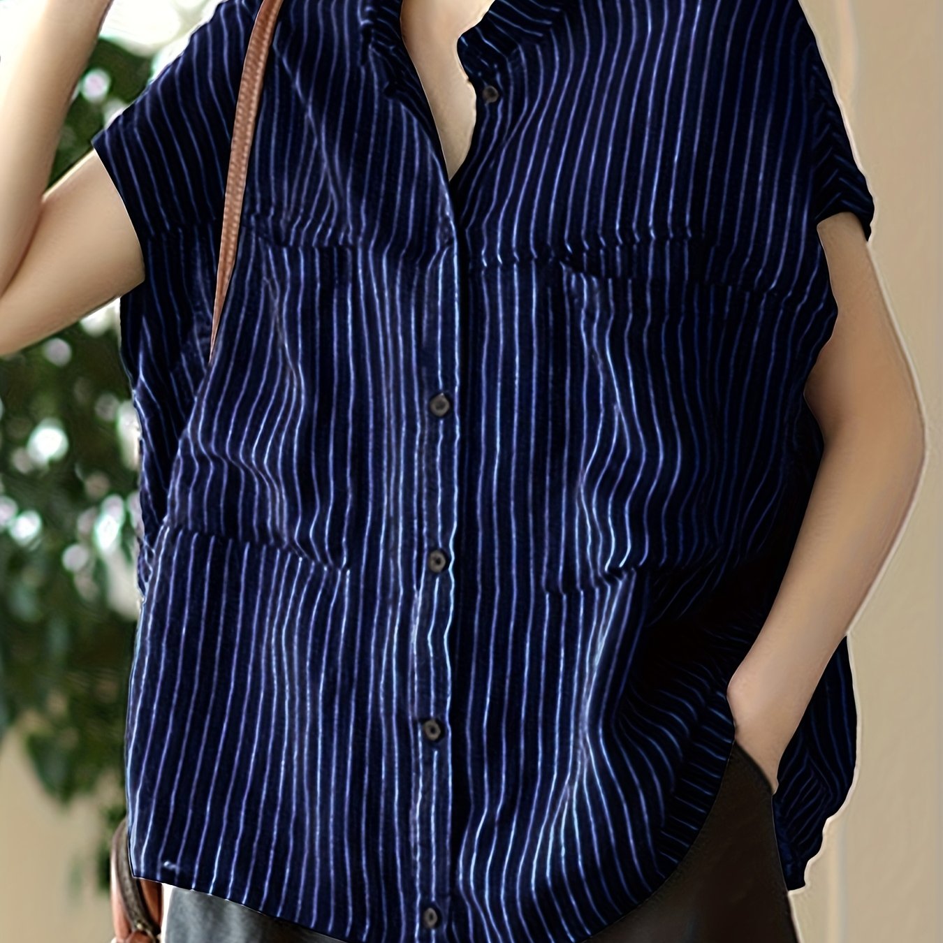 Plus o'lcham ayollar uchun erkin fit tugma bilan yopiladigan ko'ylak qora oq chiziqlar ofis kundalik