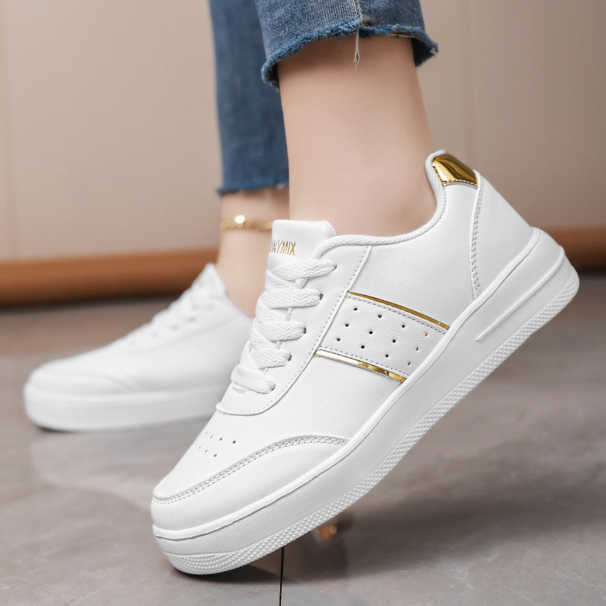 Women’s Casual Running Shoes, Low Top Sneakers, White with Gold Accents