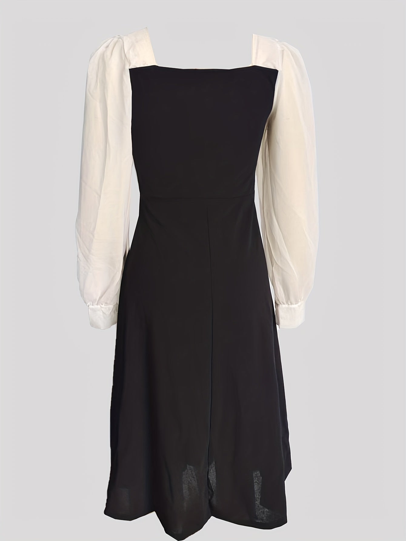 Ayollar uchun qora organza A-chiziqli kiyincha, uzun qo'llar va kvadrat bo'yin bilan