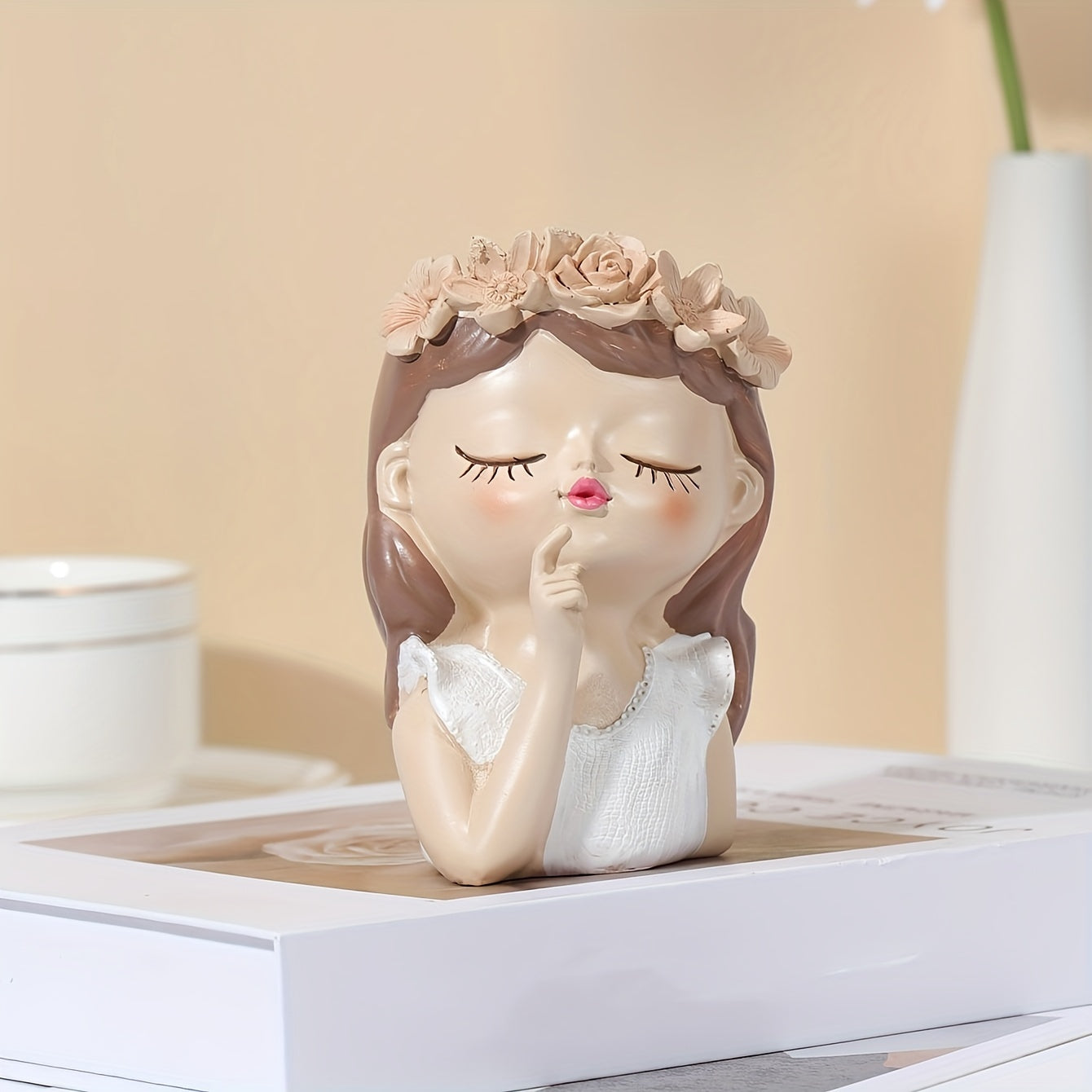 Decorative Glass Flower Vase with Fairy Flower Design for Home Decor