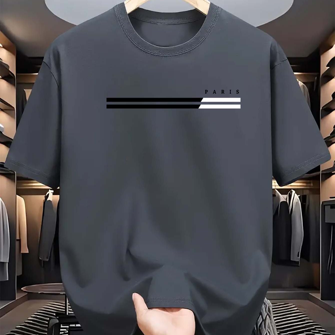 Erkaklar uchun tasodifiy krujka bo'yinli T-ko'ylak, 100% polyester to'qilgan matodan tayyorlangan. Ozgina cho'zilishi, qisqa yenglari bor va kattalar uchun zamonaviy va ko'p maqsadli.