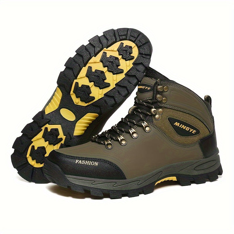 Men's High Top Hiking Boots with Plush Lining Non-Slip Sole Durable for Winter