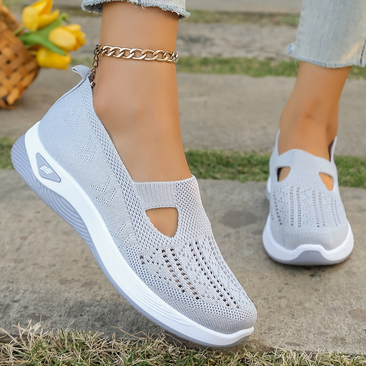 Women’s Breathable Knit Slip-On Flats Casual Walking Shoes White Black Sole