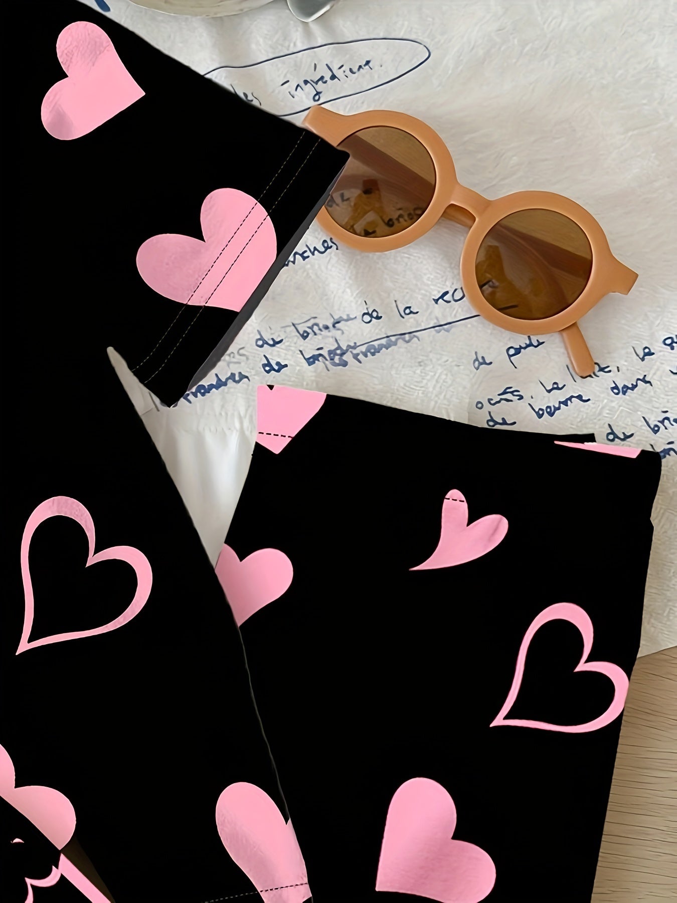 2-Piece Cartoon Cat and Heart Print Casual Outfit Set for Kids Autumn Polyester Knit