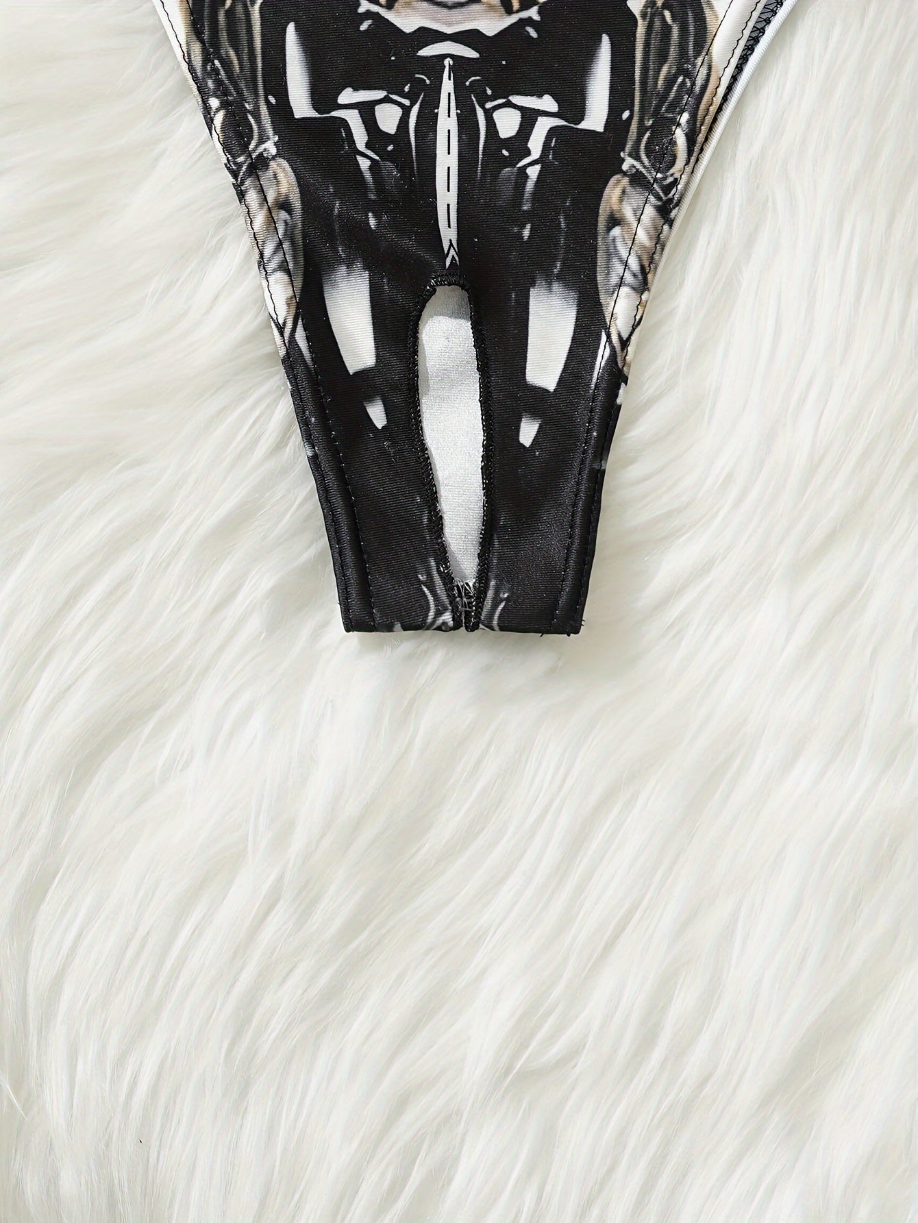 Women's Sexy Role Play Costume for Women with Adjustable Fit