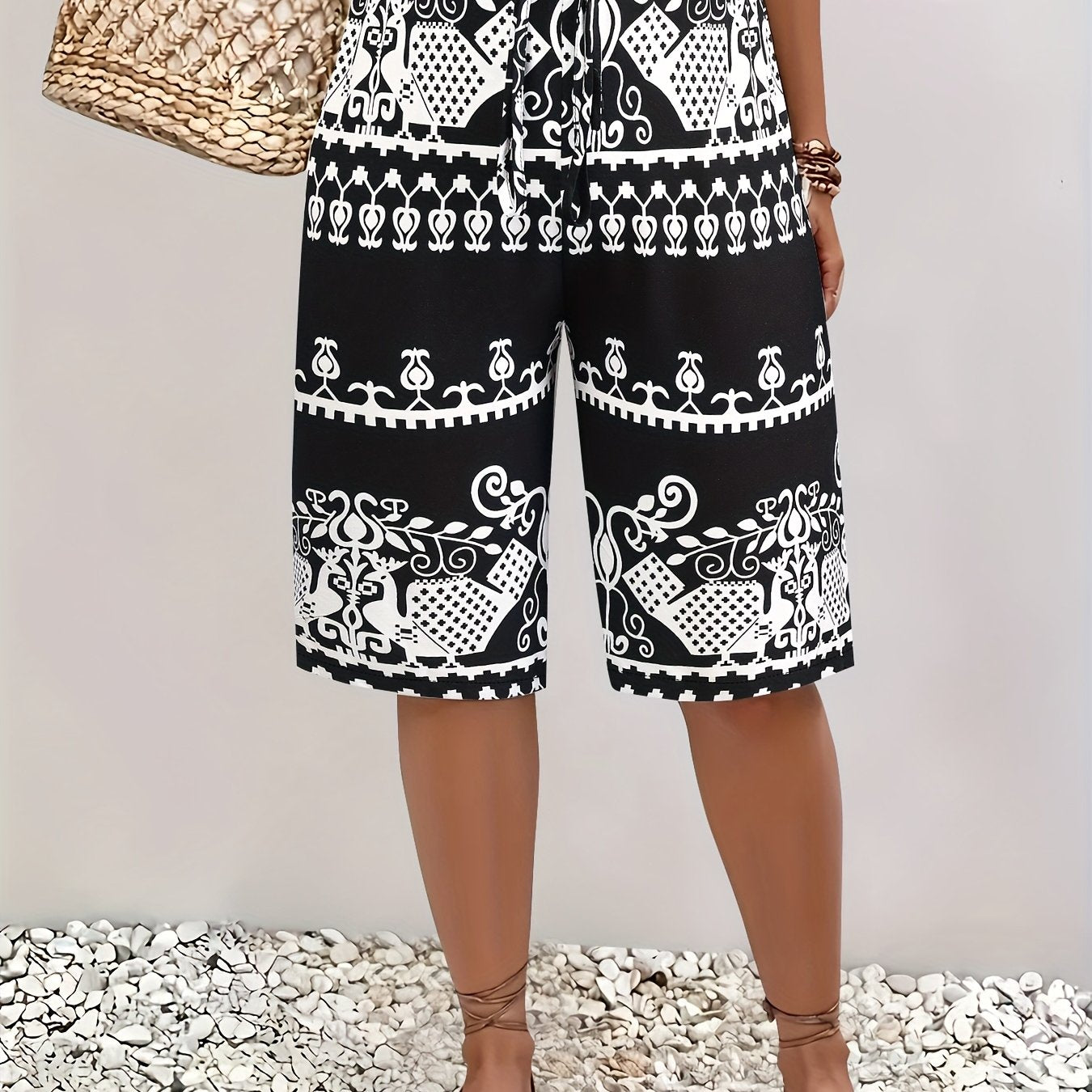Women's Plus Size Black and White Lace-Up Bermuda Shorts Casual Vacation Floral Print
